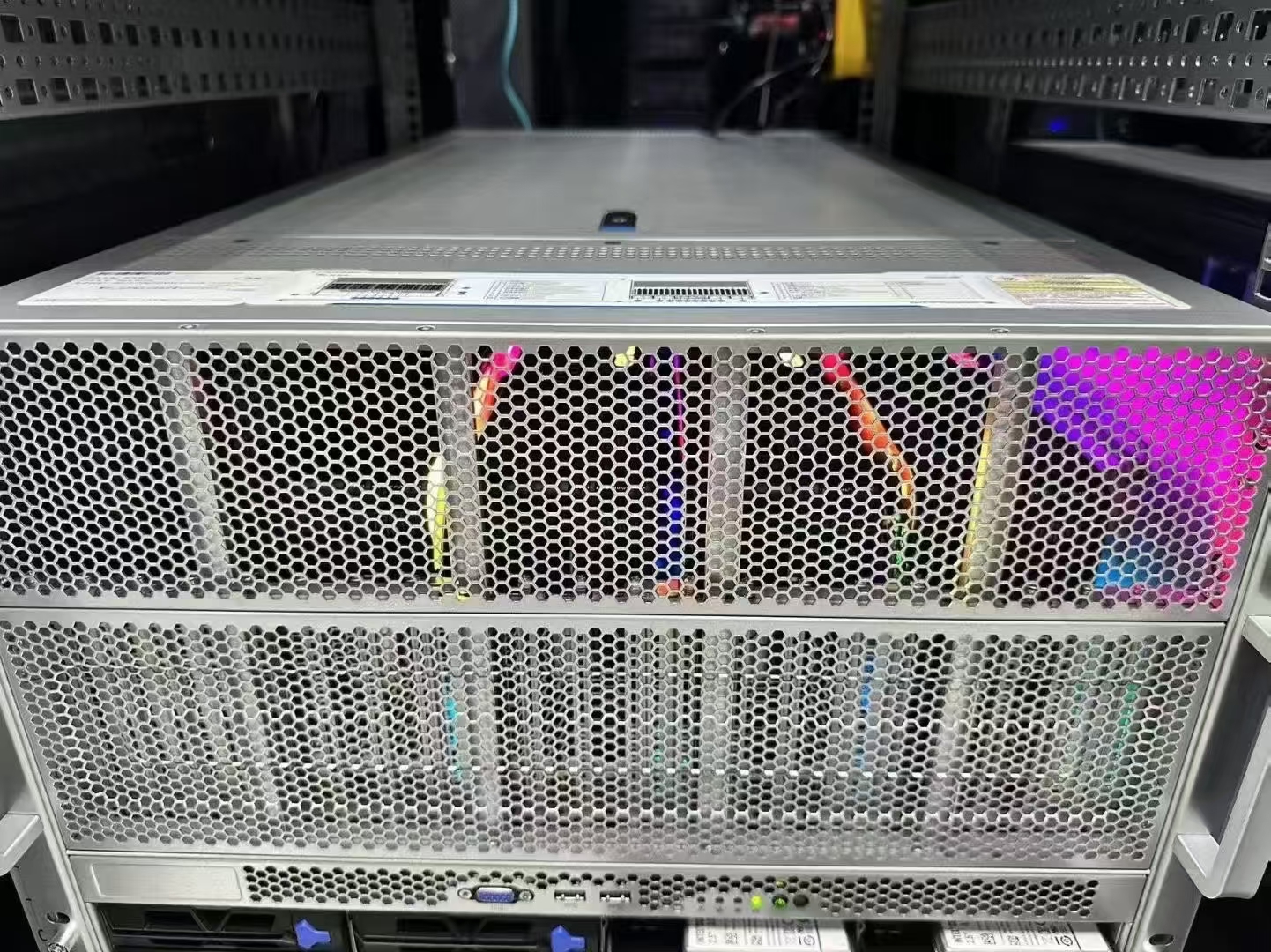 A100/H100/4090全系上线!云杰通信算力服务器选型指南